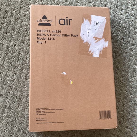 Bissel air220 HEPA & Carbon Filter Pack. Model 3315. NIB, unopened - Picture 2 of 3
